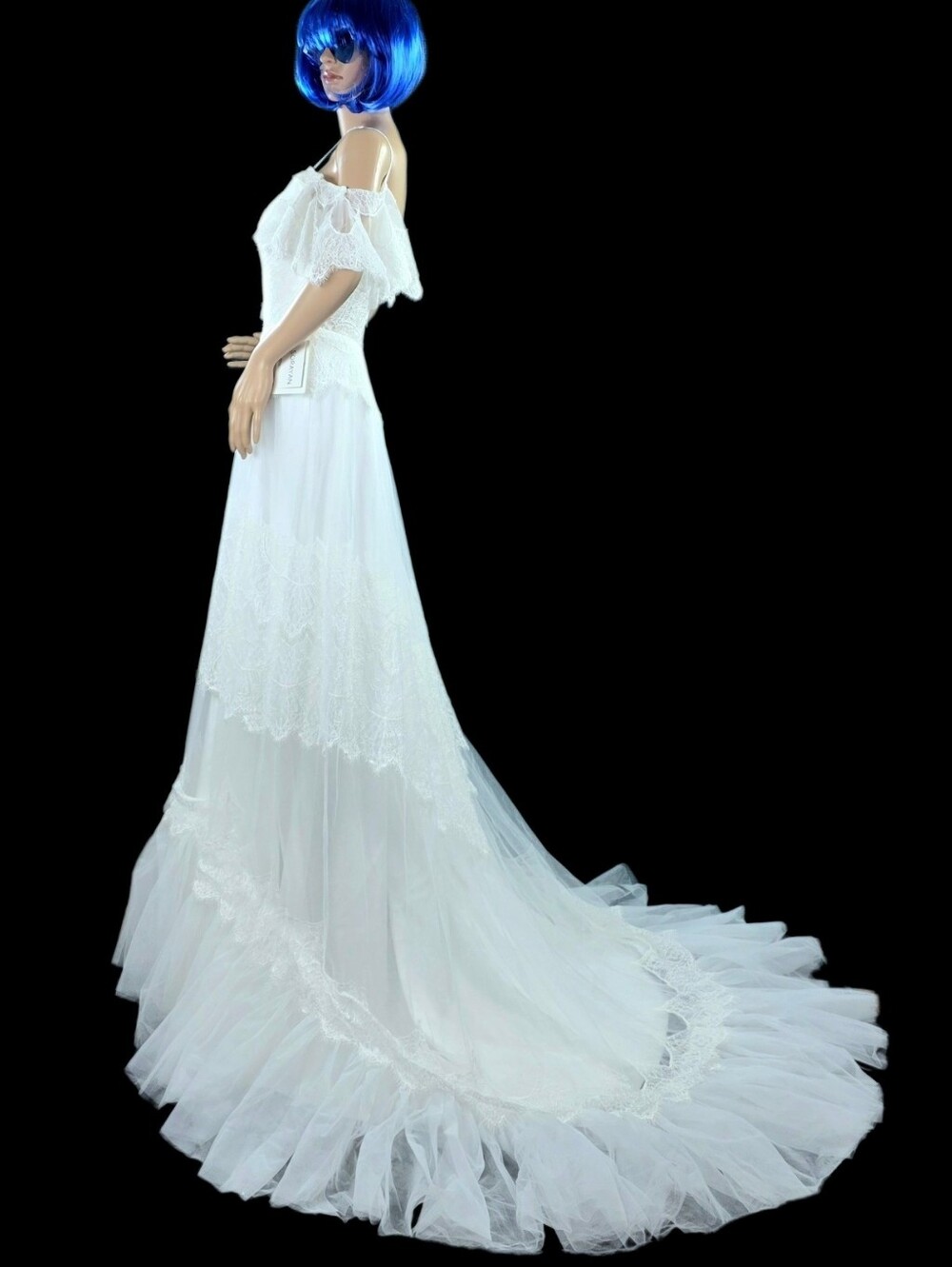 Bohemian Off Shoulder Wedding Dress, Perfect For a Beach Wedding! Size Small. - Picture 4 of 14